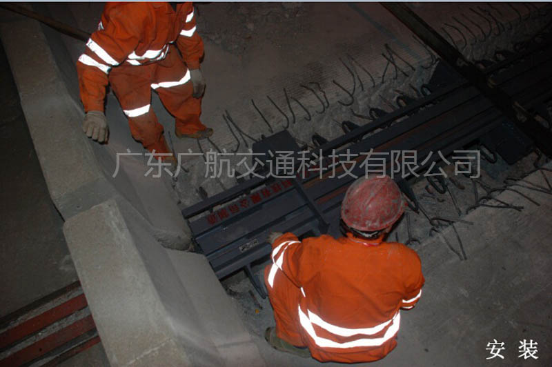 潭耒高速D240型橋梁伸縮裝置施工圖