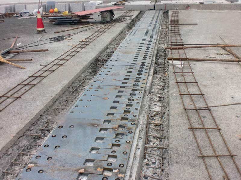 廣航交通贛州大橋梳齒縫橋梁伸縮縫裝置